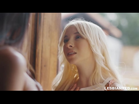 ❤️ Mergina grįžta namo po kelių mėnesių ir baigia valgyti savo patėvio putę ❤❌ Porno video prie mūsų ﹏